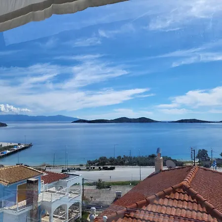Marine View Néa Péramos